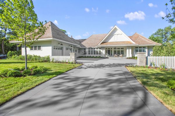 Tar And Chip Service in Simi Valley