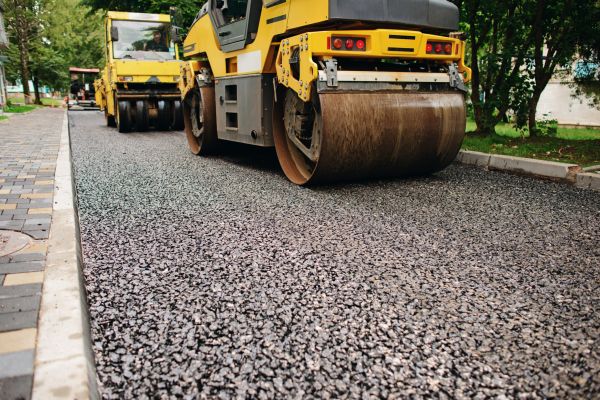 Gravel And Tar Paving in Simi Valley