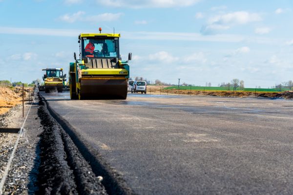 Asphalt Overlay Installation in Simi Valley
