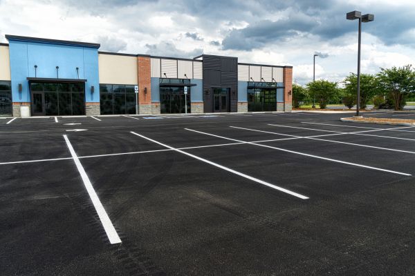 Parking Lot Blacktopping in Simi Valley